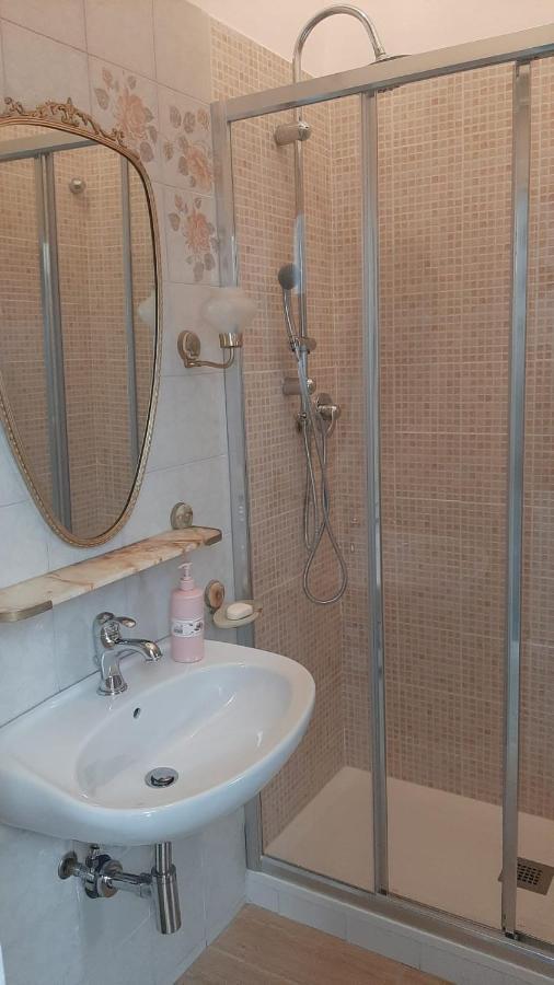 Apartamento Casa Corso Colombo Savona Exterior foto